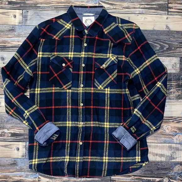 verdo Tops - Women's Plaid Flannel Button Down Shirt - Navy, Red, and Yellow